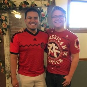 Meet your Posher, Thomas